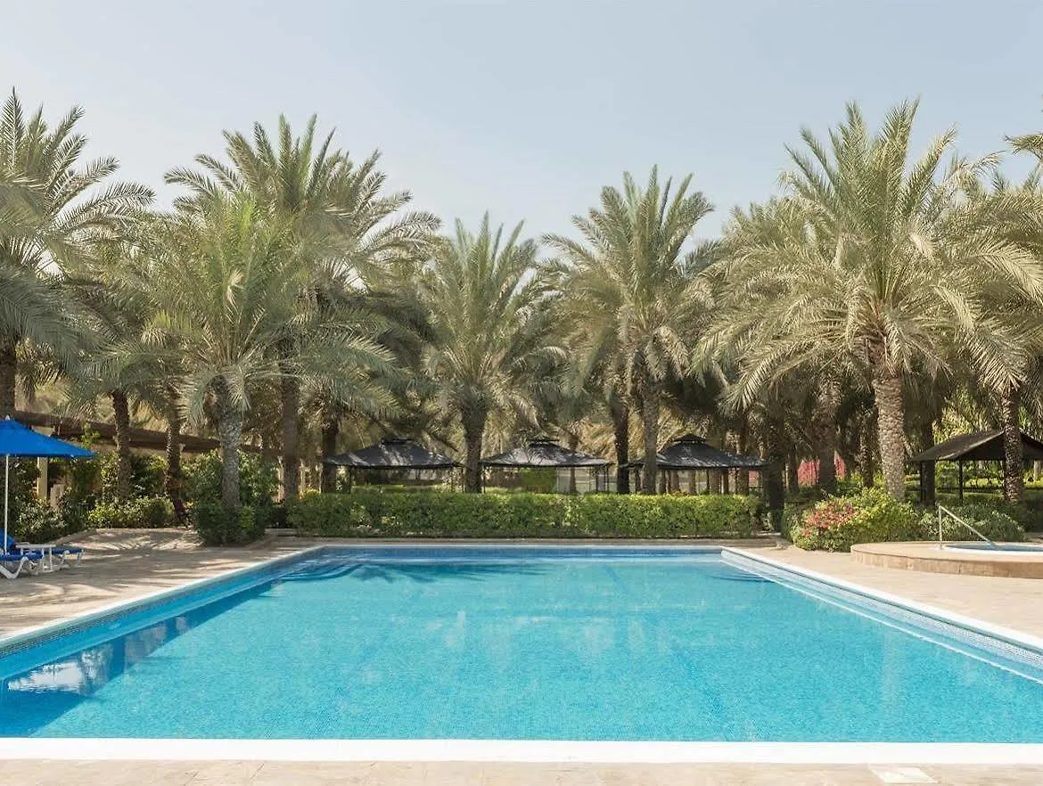 Coral Beach Resort Sharjah 4*,