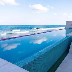 ocean-drive-hotel.quintano-roohotels.com/