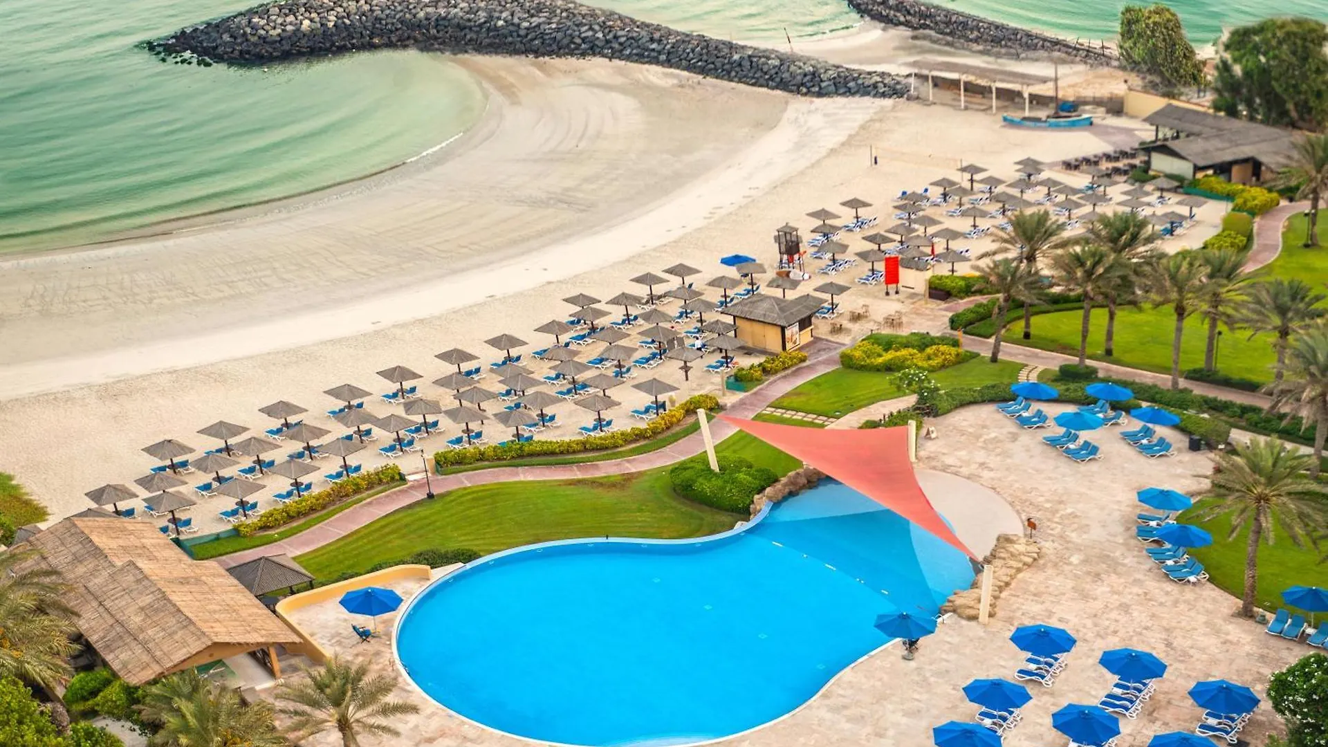 Coral Beach Resort Шарджа