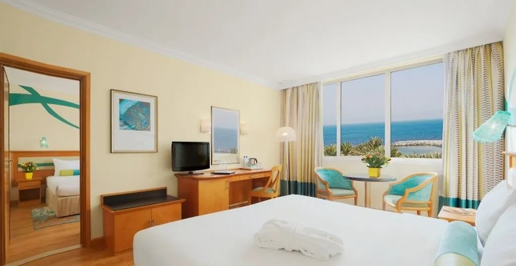 Coral Beach Resort Шарджа ОАЭ