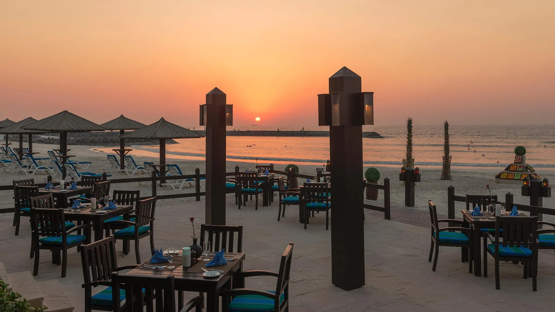 Coral Beach Resort Şarja